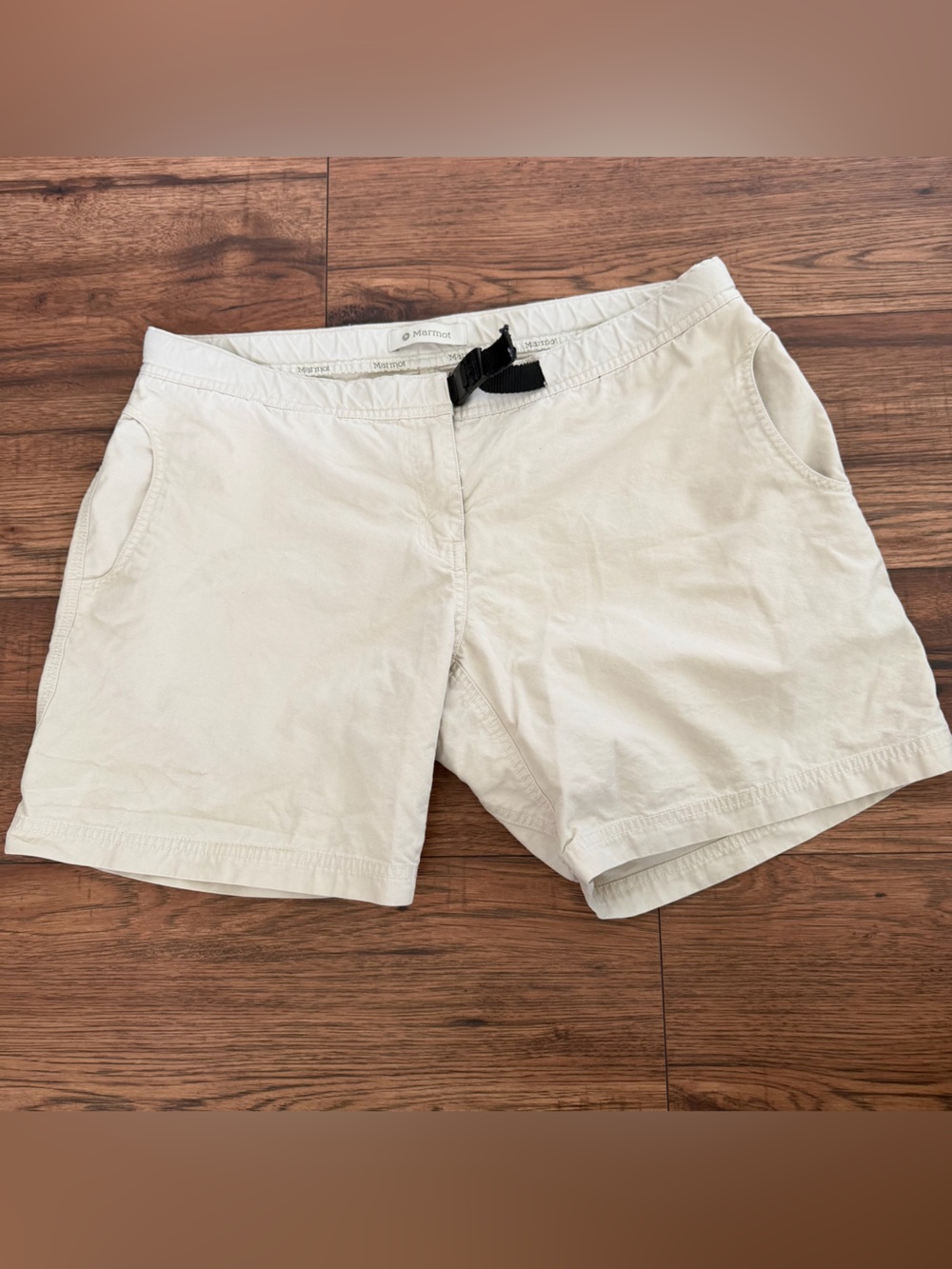 Marmot Womens Outdoor Hybrid Hiking Shorts Cream Size 14 EUC Athleisure
